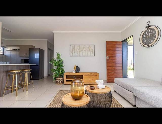3 BEDROOM HOUSE FOR SALE IN PROTEA GLEN